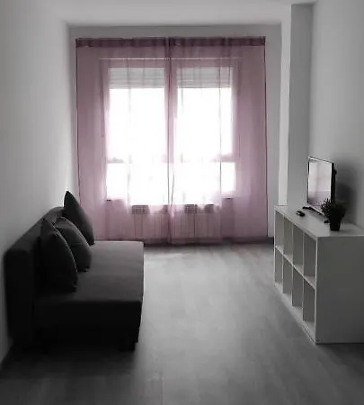 Apartamentos Rosali アパート