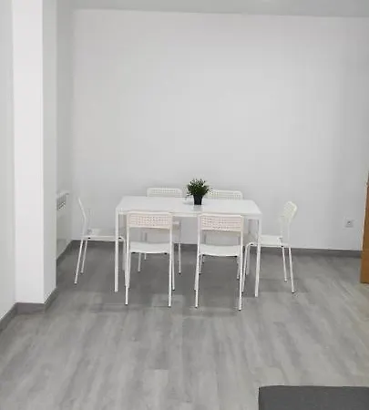 Apartamentos Rosali アパート リバデオ